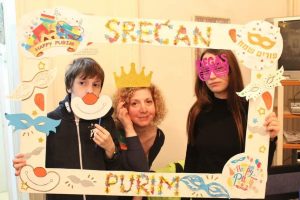 89516256_203175654235080_4136376259955392512_n